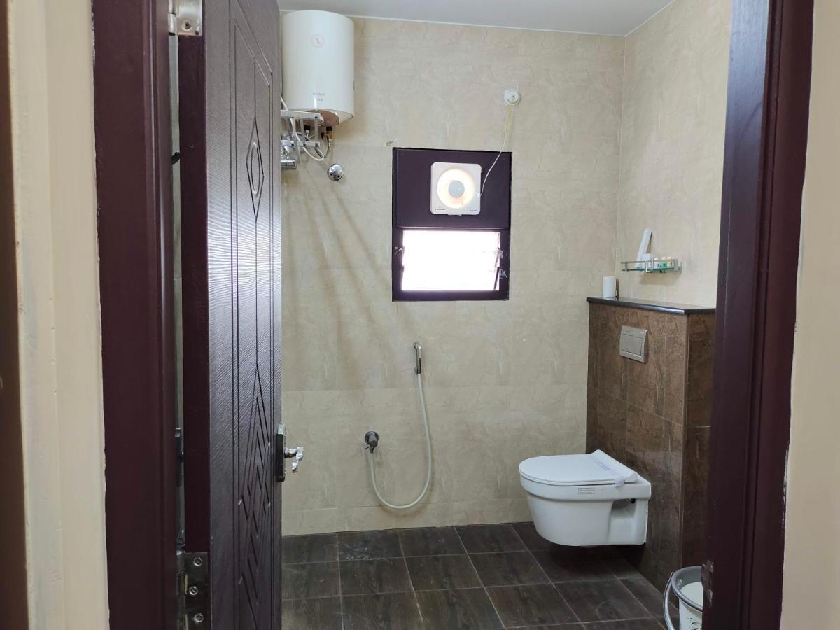 John Towers Hotel Tirunelveli Buitenkant foto